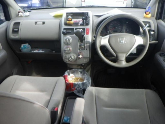 HONDA MOBILIO 2008