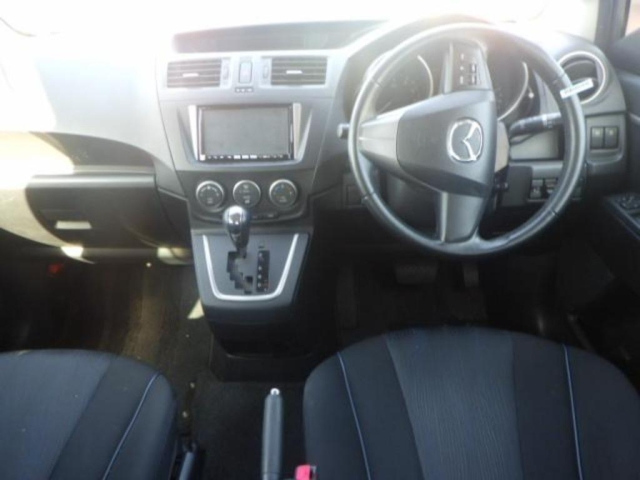 MAZDA PREMACY 2011