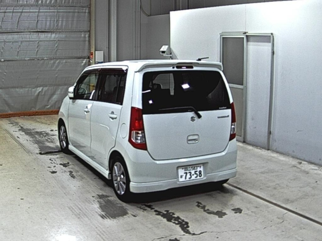 SUZUKI WAGON R 2011