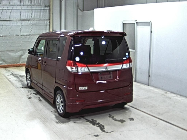MITSUBISHI DELICA D2 2012