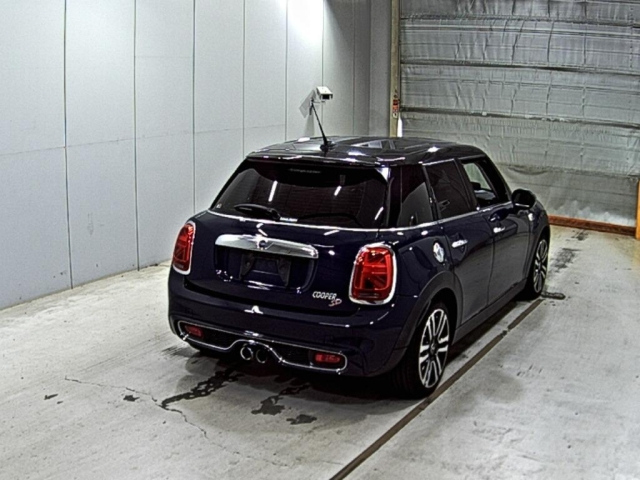 BMW MINI 2018