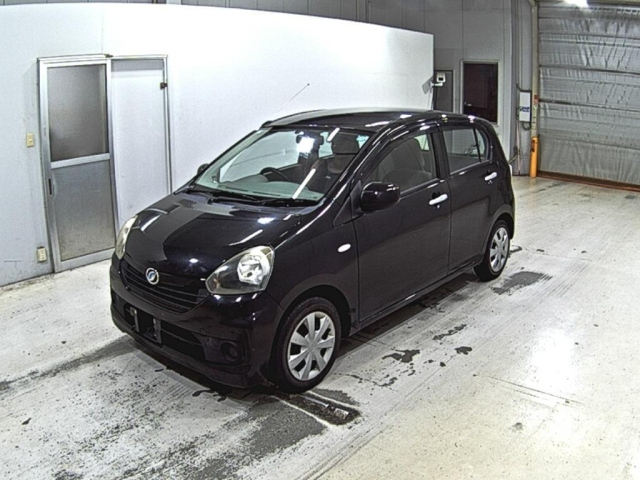 DAIHATSU MIRA E S 2014