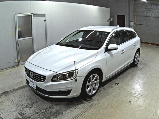 VOLVO V60 2013