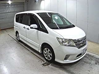NISSAN SERENA 2011