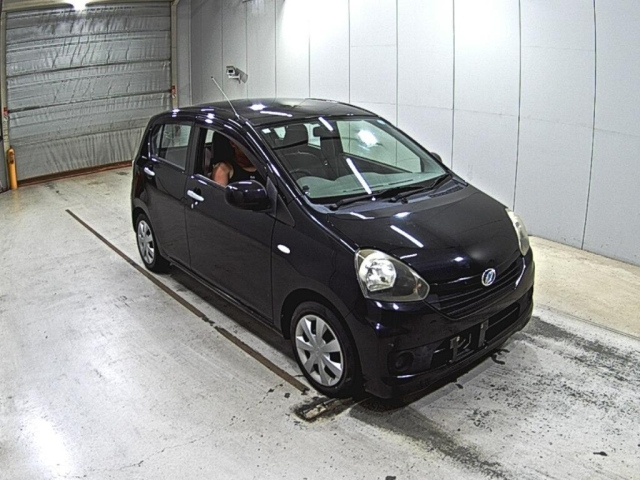 DAIHATSU MIRA E S 2014