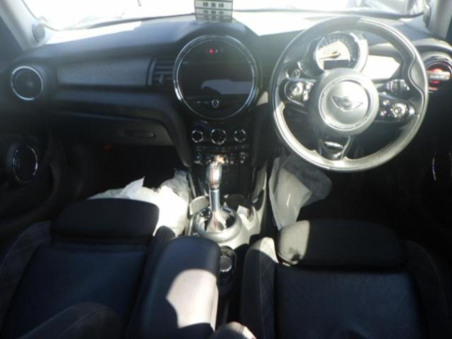 BMW MINI 2018