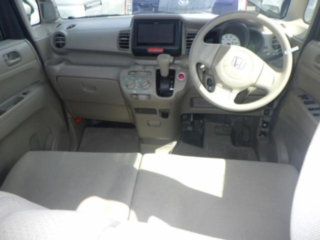 HONDA N BOX 2012