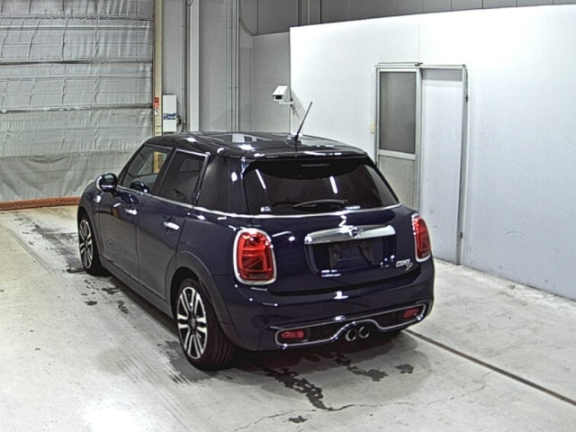 BMW MINI 2018