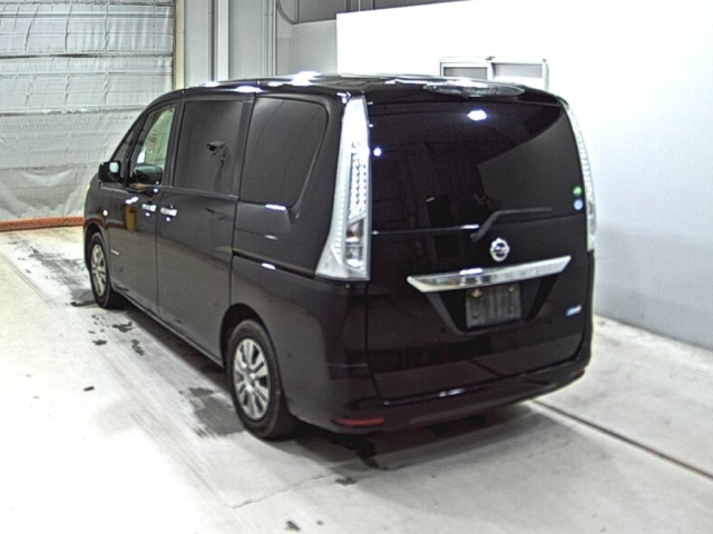NISSAN SERENA 2012