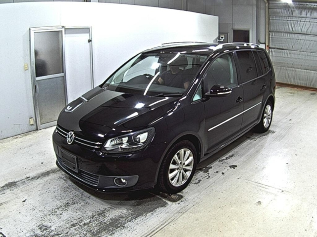 VOLKSWAGEN GOLF TOURAN 2012
