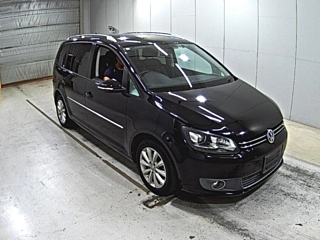 VOLKSWAGEN GOLF TOURAN 2012