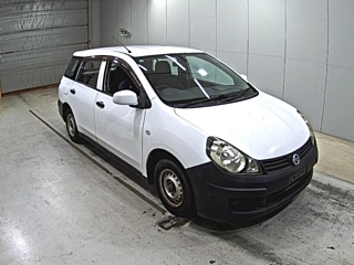 NISSAN AD 2011