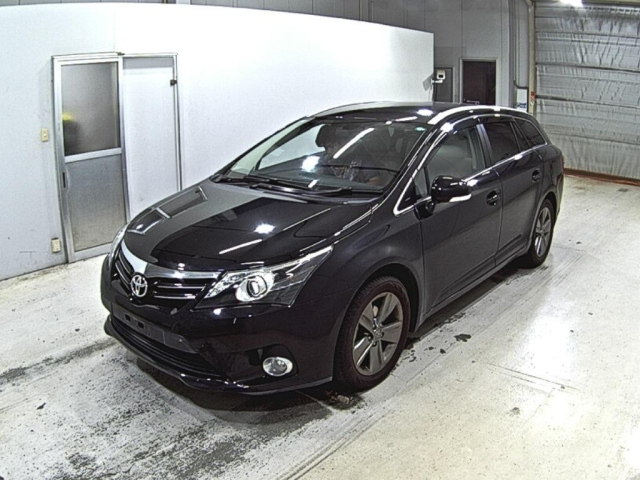 TOYOTA AVENSIS WAGON 2015