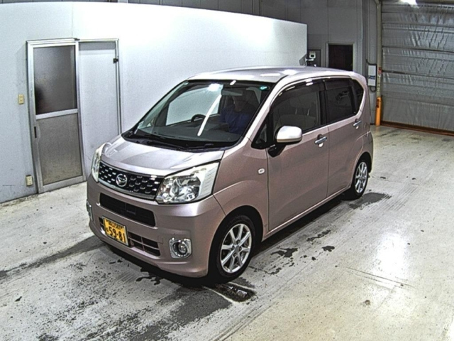DAIHATSU MOVE 2015