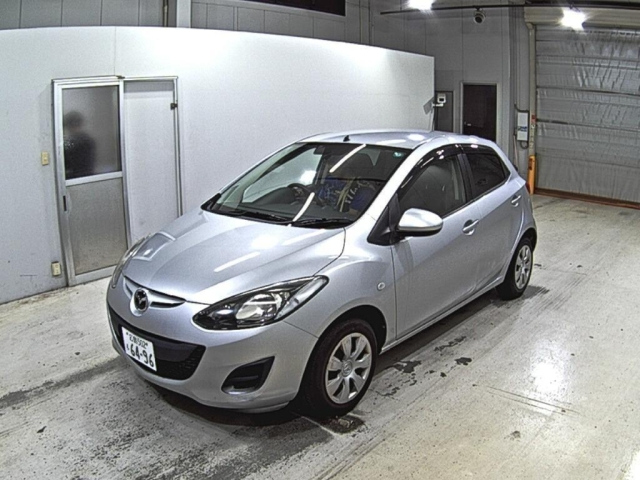 MAZDA DEMIO 2011