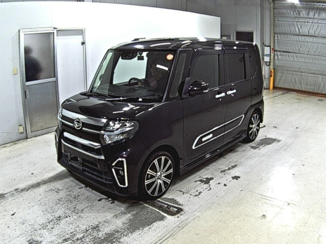 DAIHATSU TANTO 2021
