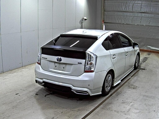 TOYOTA PRIUS 2010