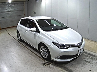 TOYOTA AURIS 2017