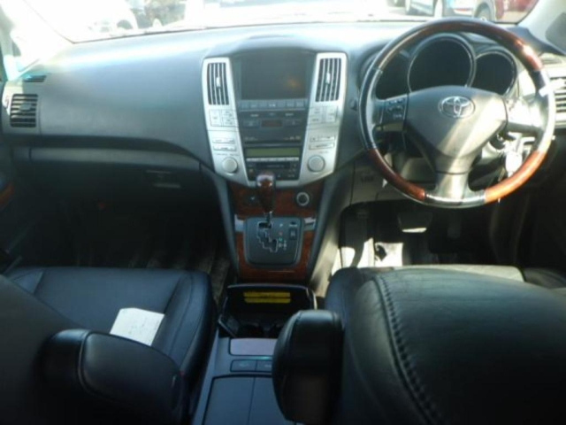 TOYOTA HARRIER 2008