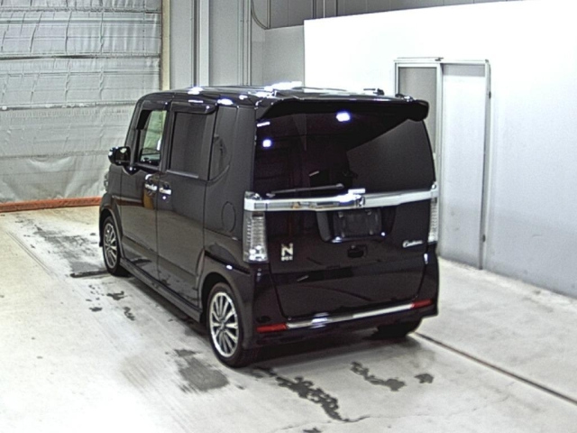 HONDA N BOX 2016