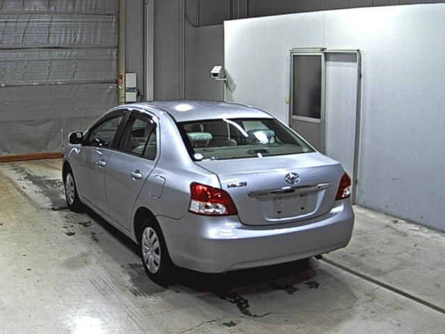 TOYOTA BELTA 2009