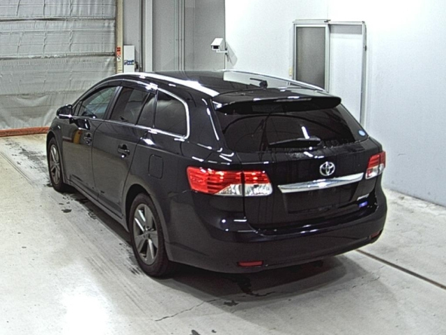 TOYOTA AVENSIS WAGON 2015