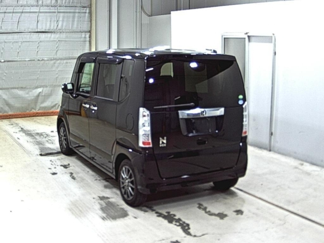 HONDA N BOX 2017