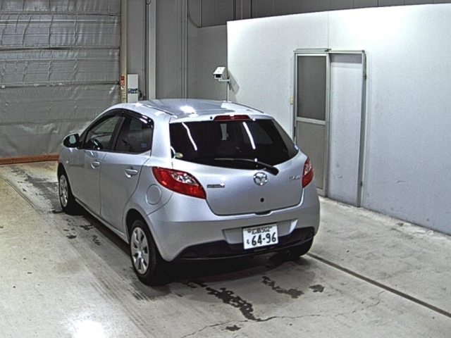 MAZDA DEMIO 2011
