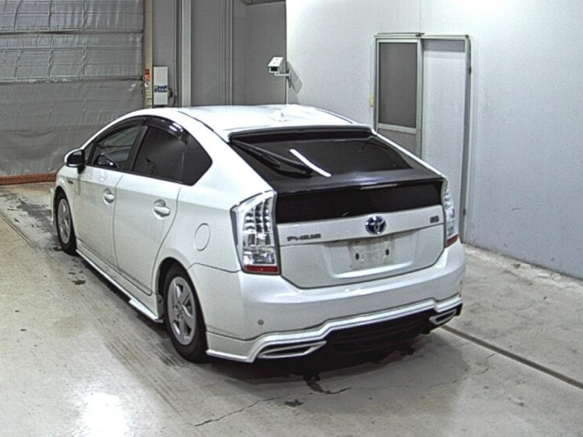 TOYOTA PRIUS 2010