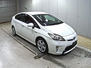 TOYOTA PRIUS 2012