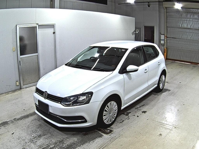 VOLKSWAGEN POLO 2014