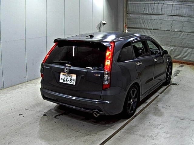 HONDA STREAM 2009