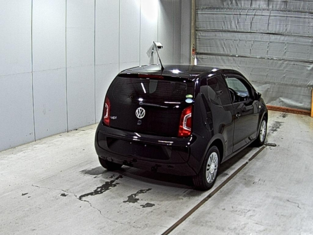 VOLKSWAGEN UP 2013