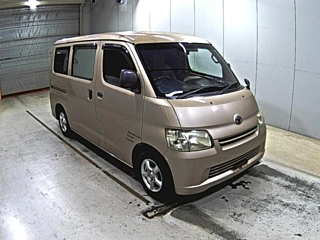 TOYOTA LITE ACE VAN 2011