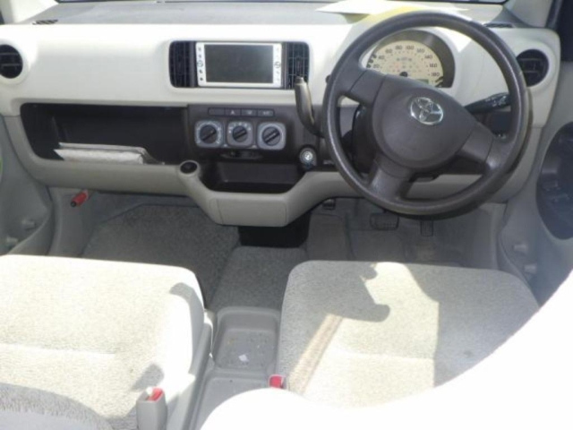 TOYOTA PASSO 2010