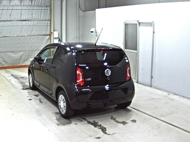 VOLKSWAGEN UP 2013
