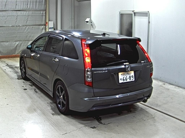 HONDA STREAM 2009