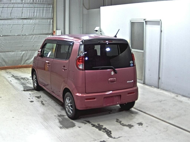 SUZUKI MRWAGON 2011