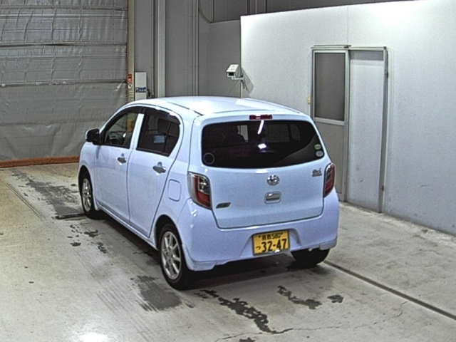 DAIHATSU MIRA E S 2012