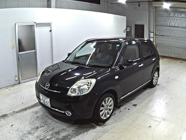 MAZDA VERISA 2008