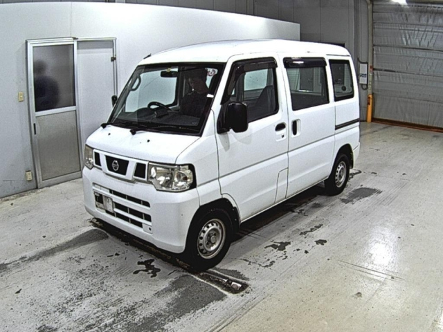 NISSAN CLIPPER VAN 2013
