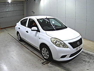 NISSAN LATIO 2013