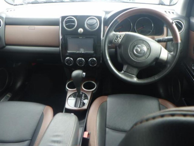 MAZDA VERISA 2008