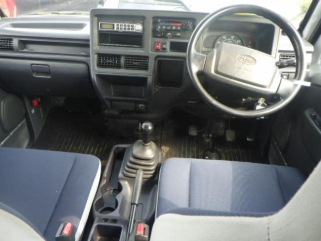 SUBARU SAMBAR 2011