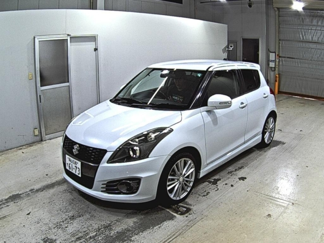 SUZUKI SWIFT 2013