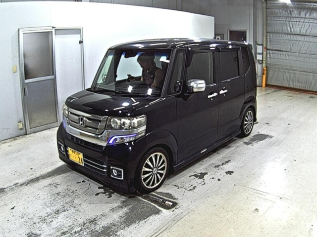 HONDA N BOX 2015