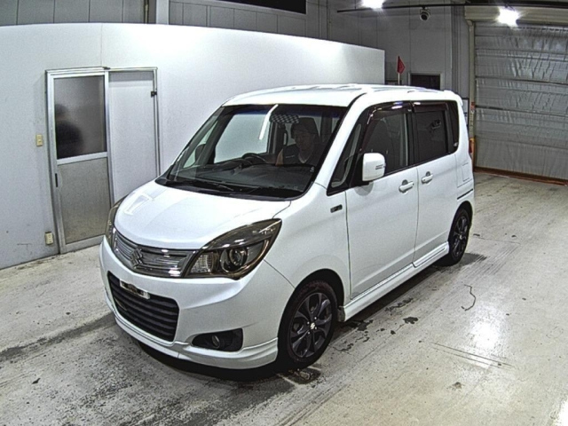SUZUKI SOLIO 2014