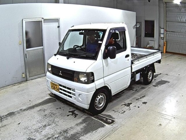 MITSUBISHI MINICAB TRUCK 2008