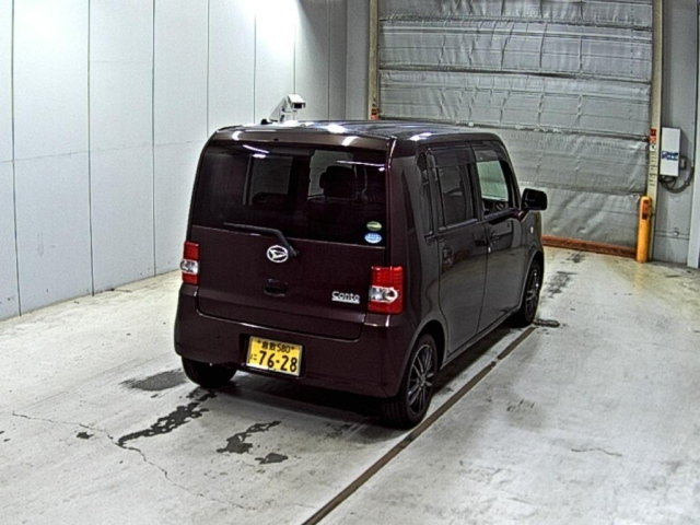DAIHATSU MOVE CONTE 2017