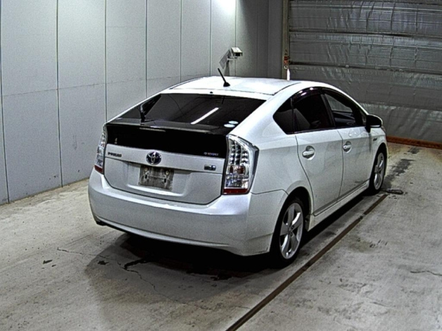 TOYOTA PRIUS 2010